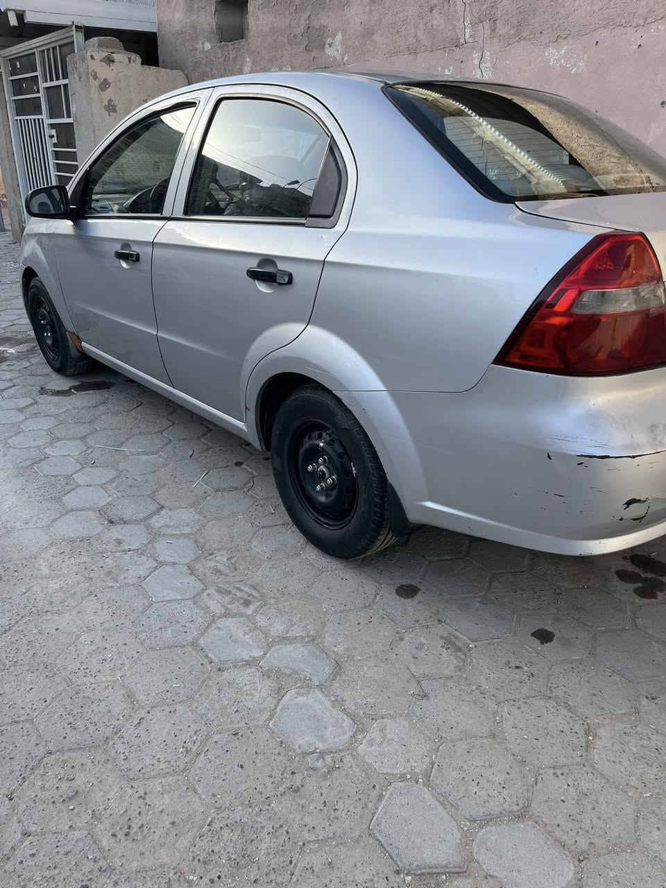 سلام عليكم أفيو 2009رقم اربيل مكفواله من التبديل والصبغ كير ومحرك هم مكفول مكاني النجف حي إلا نصار العسر 60 لاستفسار ***********
