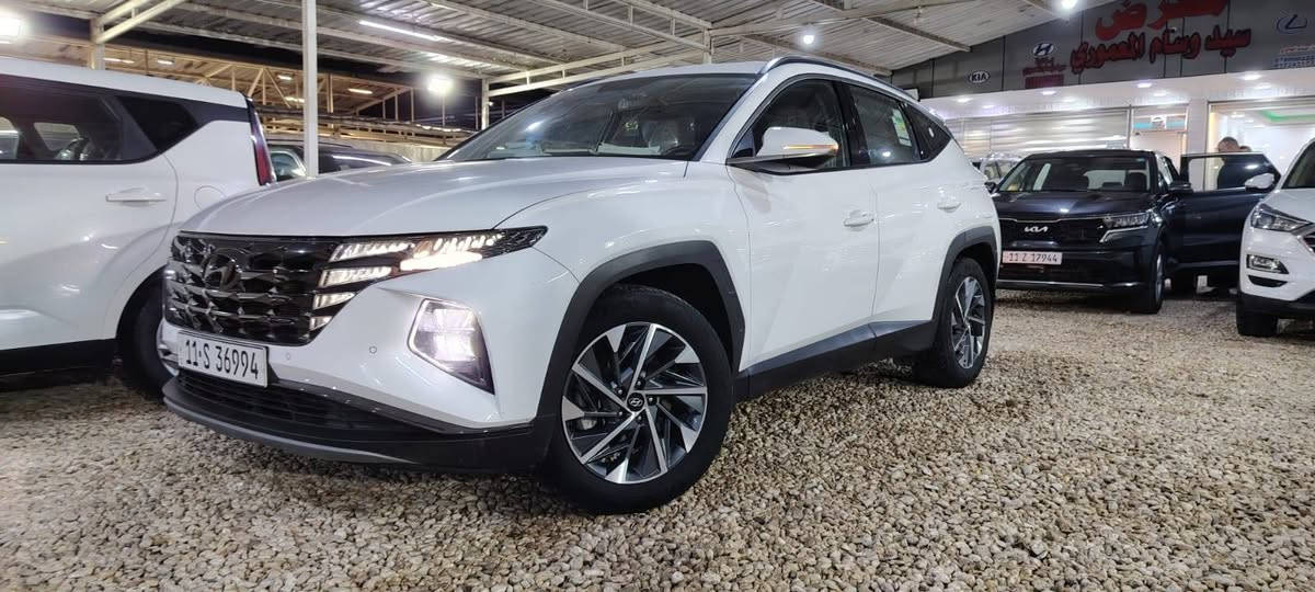 معرض سيد وسام المعموري 
الموقع. بابل     طريق.              توكسان   TUCSON  
رقم بغداد 

موديل 2024         خليجي  
   السعر 216$

                      مكفوله. كفاله عامه 
 ماشيه ،25الف حقيقي 

     المواصفات         

 بصمه 

شباك لد  

برد. خلفي 

لايت عدسات زنون 

 سايد بريك بصمه 

 تحكم ستيرن فول

 شاشه كبيره  بلادي ابل كار بلي

كروز سرعه Cruise 

مانع انحدار 

👍  حساس خلفي 

👍حساسات امامي 

👍 ثلاجه بل جكمجه 

👍كشنات  كهرباء عدد2

👍 دشبول 3. اللوان 

👍 بصمه ابواب

👍 دبل ايرباك 

👍 اشاير ترحيب   

👍شحن لاسلكي 

👍نظام تشخيص العطل عن طريق الشاشه 

👍محرك cc2000 

👍كامره خلفيه دواره  

👍5 ويل كب  حجم 18

👍للاستفساراكثر اتصل على الأرقام التالية

    ***********وسام
