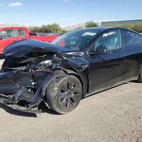 للبيع تسلا Model Y موديل 2024 ⚡ واصل الاردن وبسعر بلاش الفئة: Long Ran...