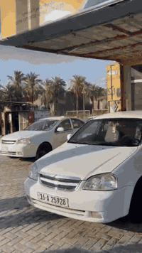 السلام عليكم
اوبترا 2011 رقمهة قادسية بسمي
ببيهة رشات صبغ وتبديل جاملغ امامي
سعرهة 78
رقمي ***********
