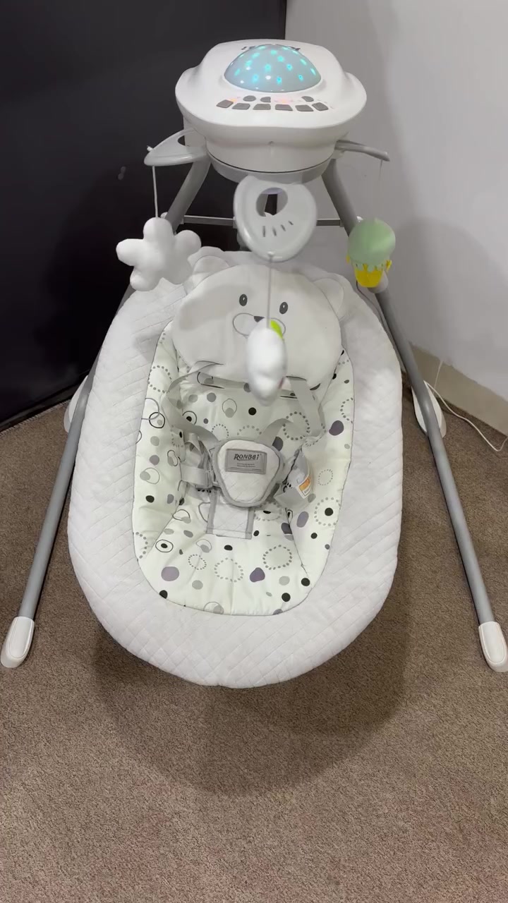هزاز ماركة Ronbei الاصلي كهربائي وشحن… حجم كبير …وضعيتين للنوم .. اربع سرعات مع موسيقى ونظامين اضاءة… من عمر يوم  لعمر ثلاث سنوات جديد للبيع


**إذا كنت صاحب هذا الإعلان وتريد حذفه لأي سبب، رجاءا أرسل رسالة إلى الدعم الفني**