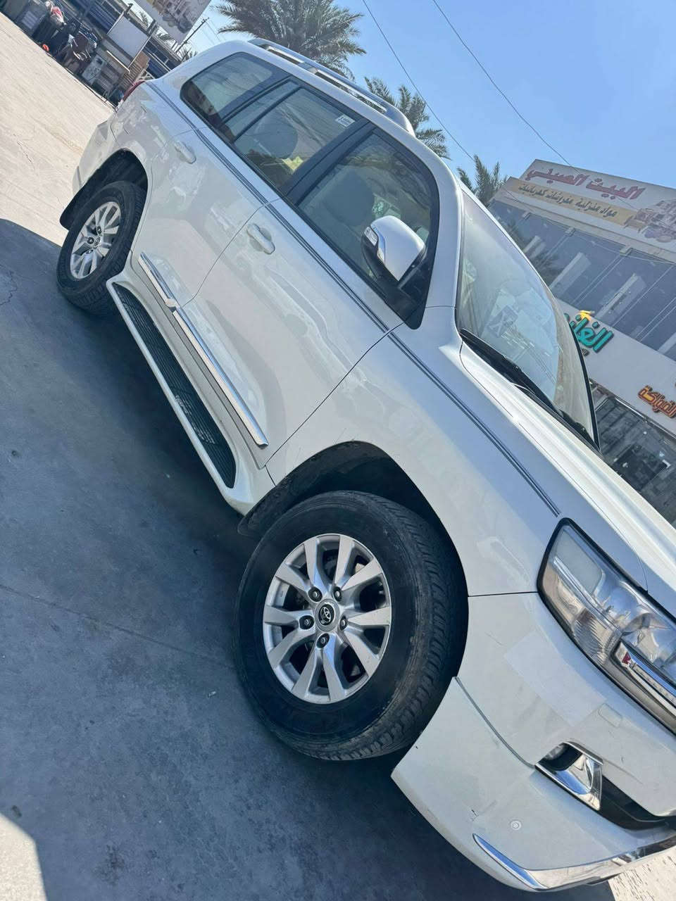 تيووتا لاندكروزر ٢٠١٧ بغداد ساز
ماشية 96000
بدون ضرر بس بخشم البنيد بخ صبغ كد شبر
فحص سونار
فول فتحه
كشنات جلد كهربائيه
حساسات
مري شفط
تشغيل عن بعد
٤٧ الف $
وبيها مجال
***********
