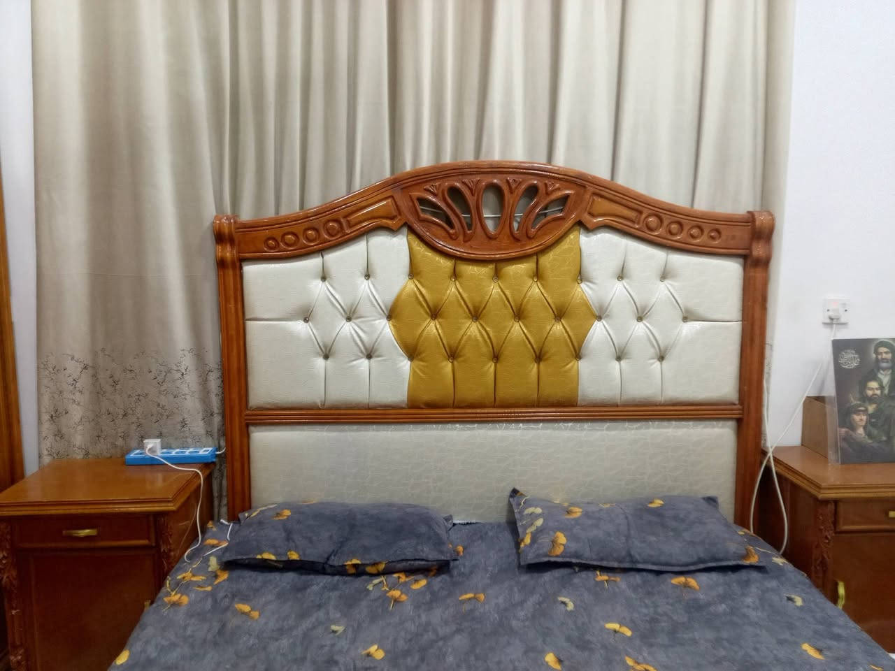 غرفه للبيع شغل عراقي ثقيل
السعر 750
***********
