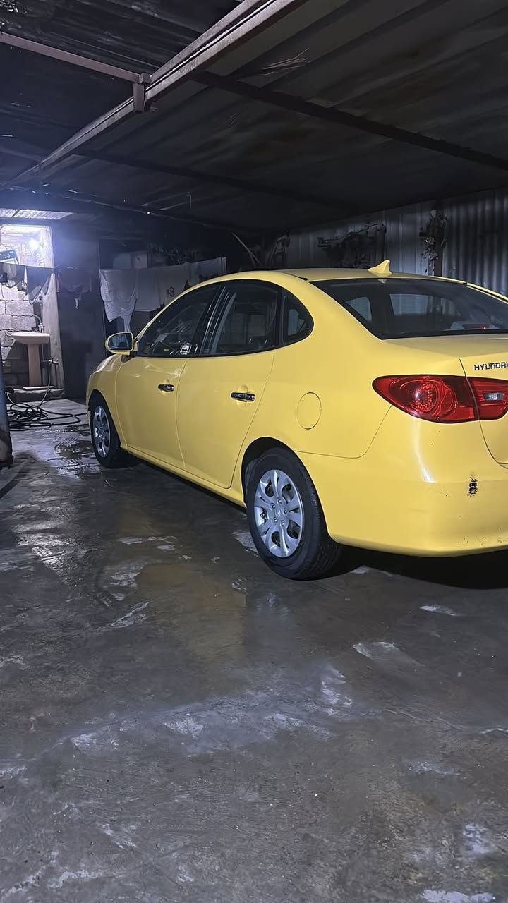 النترا ٢٠١٠ للبيع جاهزه السياره للاخير ب اسمي تحويل ثاني يوم سعر ١٠٠ وبيه مجال مكاني بغداد غزاليه 
***********
