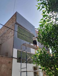 يوجد صباغ بيوت شقق ترميم باسعار مناسبه لي محتاج صباغ يتصل بي خير ودلل ...