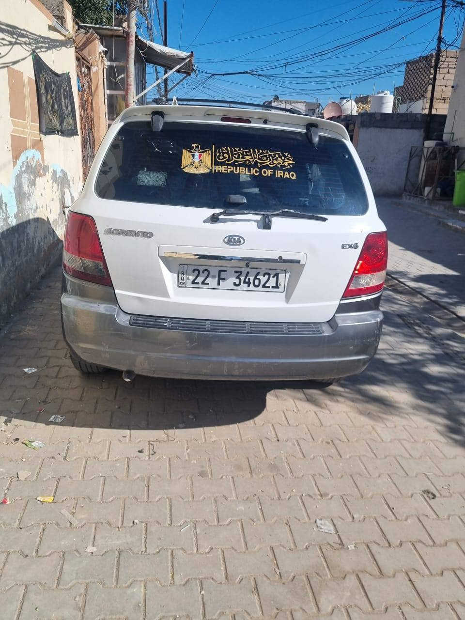 سورنتو مديل 2005 مكفوله من صبغ وضربه سعر 95 مراوس ترهم ***********
