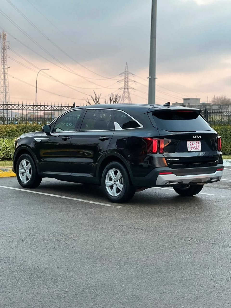 🔹 كيا سورنتو 2024 – الشكل الجديد 🔥
نظافة عالية جدًا | استخدام خفيف

▫️ الممشى: 40 ألف
▫️ محرك 4 سلندر اقتصادي
▫️ 7 ركاب
▫️ دخول جديد
▫️ بيها 3 قطع بالفحص تقرأ درجتين 
  تنحسب كلير أمريكي بشرط بدون أي نقطة معجون
▫️ گير ومحرك مكفول (كبس بلادي)
▫️ تترقم شمالي
▫️ فحص كامل 100%
▫️ ما بيها أي دينار مصرف – جاهزة من كل النواحي

رقم شاصي؛5XYRG4JC3RG260886

💰 السعر مناسب وقابل للتفاوض للجاد فقط
ورقة 220

📞***********
