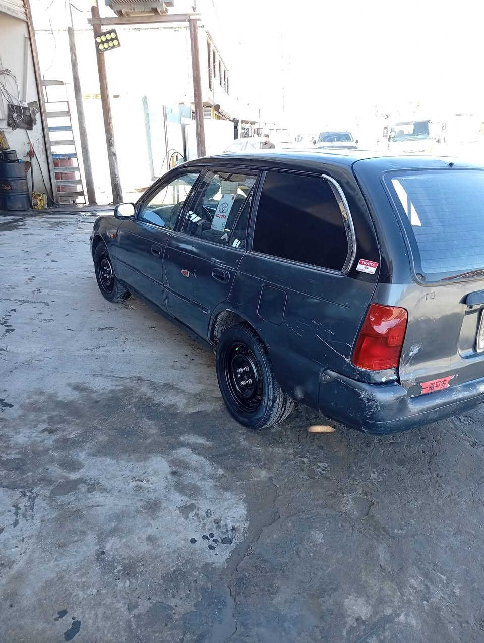 كورلا ستيشن رقم مثنئ مالكه مثنئ الرميثه سنويه منتهيه اربع سنوات مكفوله من الكص والنقل وجميع الاصوليات سياره بيه رشات صبغ قليل لونه بلادي جارد كير جديد محرك بيه خيط بخار بدون صوت حداديه حلوه تخم تاير جديد كهربائيات شغاله غرفه حلوه كلش دبلات الوره تعبانه سياره حلوه وناعمه وين ماتريد اطلع بيه مكان السياره نجف السعر 32ورقه اتصال فقط***********
