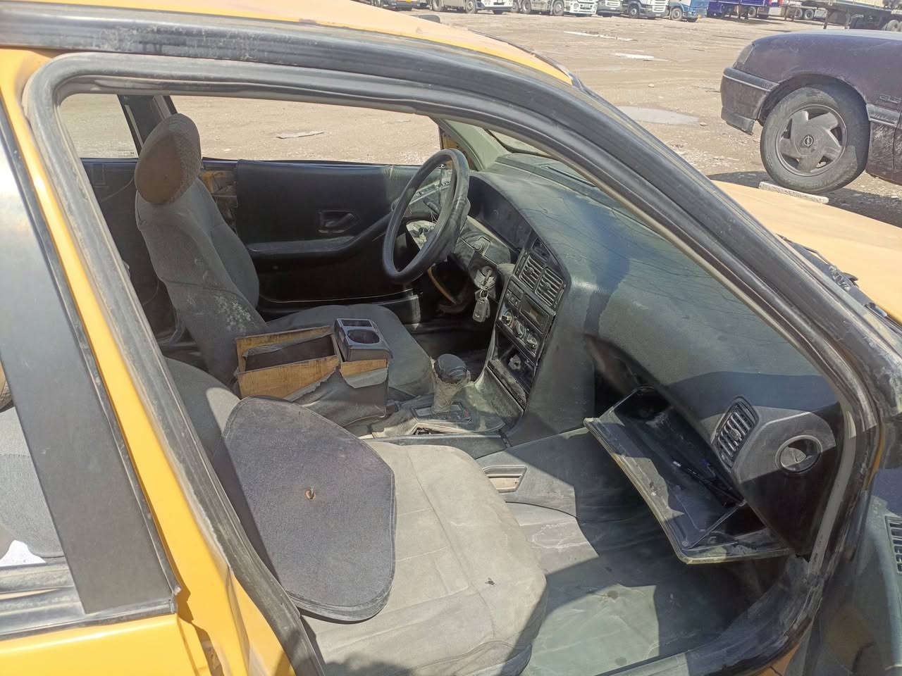 سياره بيجو موديل 2009 محرك كامري تحوير شرط تحويل سنويه 2029 اتصل ***********
