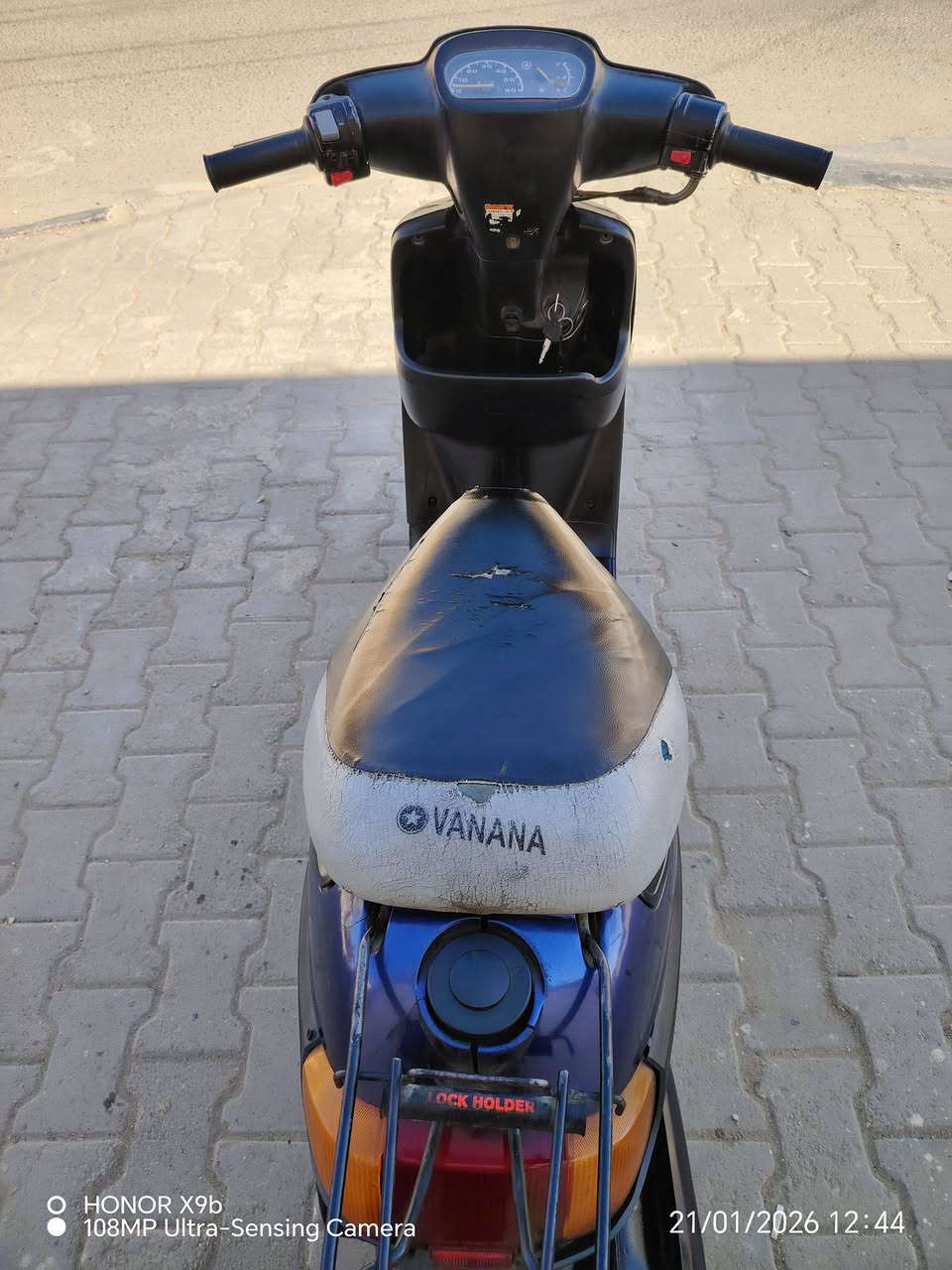 دراجه بطه مديل 2003 دبل سكليتر *********** سلف لايتات كله شغاله شلعه معدل نعومه احلى من الصور سعرهه 250 بيه مجال
