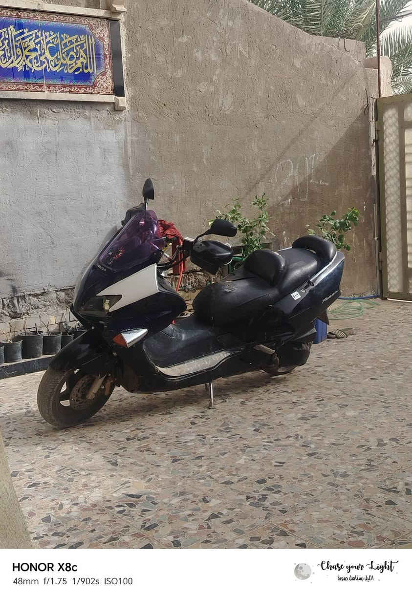 سلام عليكم شلون العزاز فورزة 06 دراجة جاهزة أنكر سلف واطلع وين ما جان مكينة جاهزة ما متعوبة دراجة نضيفة وجاهزة كهربائيات اشاير لايت عالي ناصي جاهزة من كلشي مجرد بيهة كسر بل دشبول عارضهة ب 500 وبيهة مجال لل شراي مكاني بغداد بل أوسمة أو نهاية سبع قصور رقم ***********.
