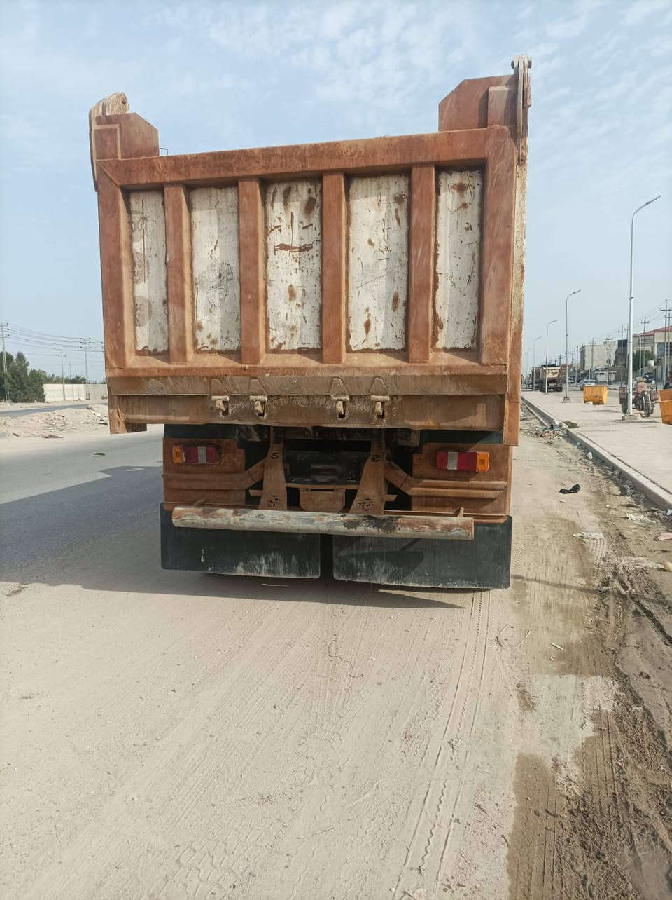 سلام عليكم سكانيه البيع 13 مكينه جديده بم ونوزل جديد كير 3+3 مجموعه19 *26 رقم بصره بسمي بدي ألف جديد والباقي شوف العين سعر 170  رقم راعيها ***********
