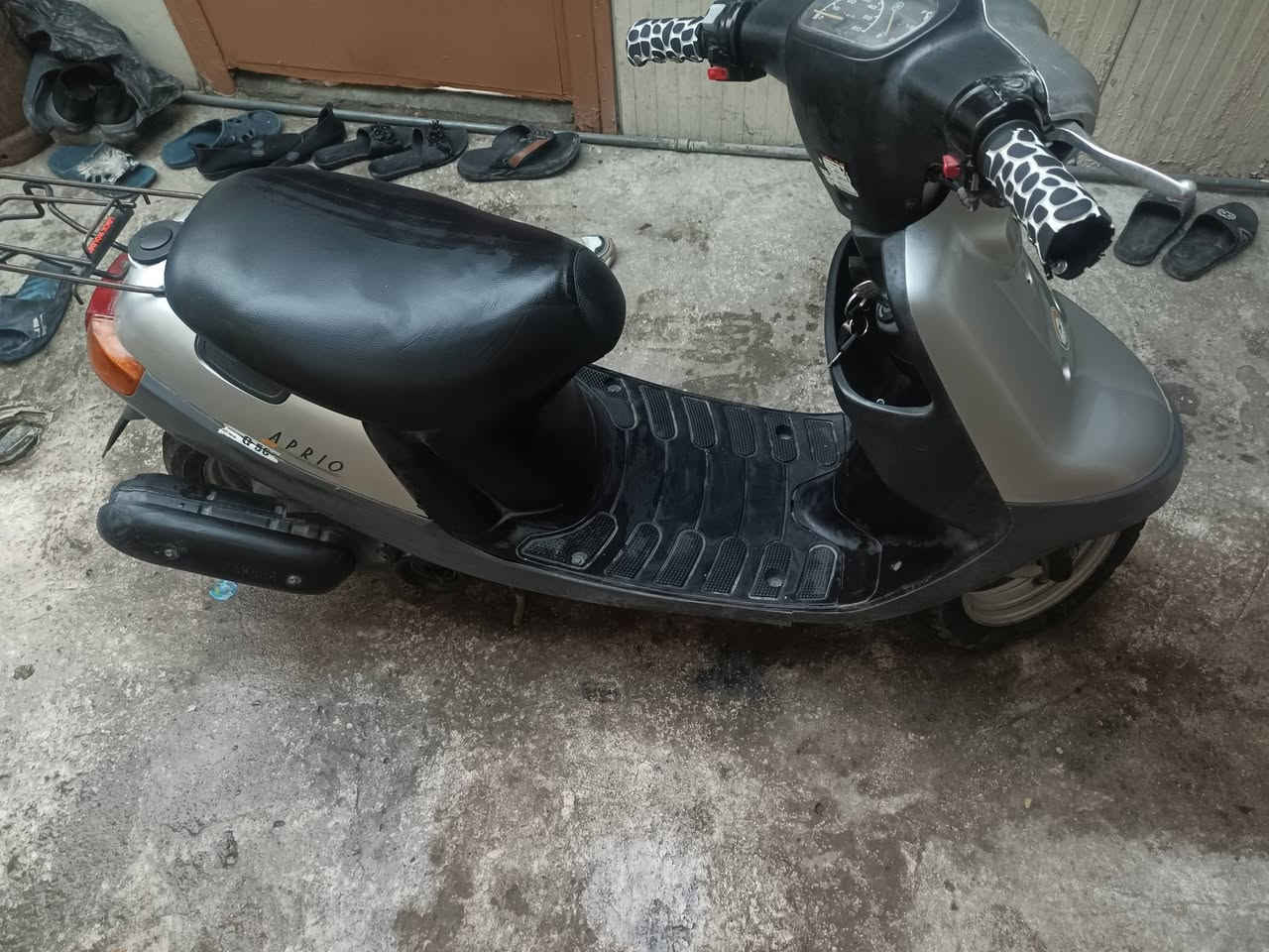 دراجة بطة للبيع الدراجة اي شي ماناقصه المكينة مكفولة والكشر ايضا مكفول للتواصل واتساب فقط ***********
