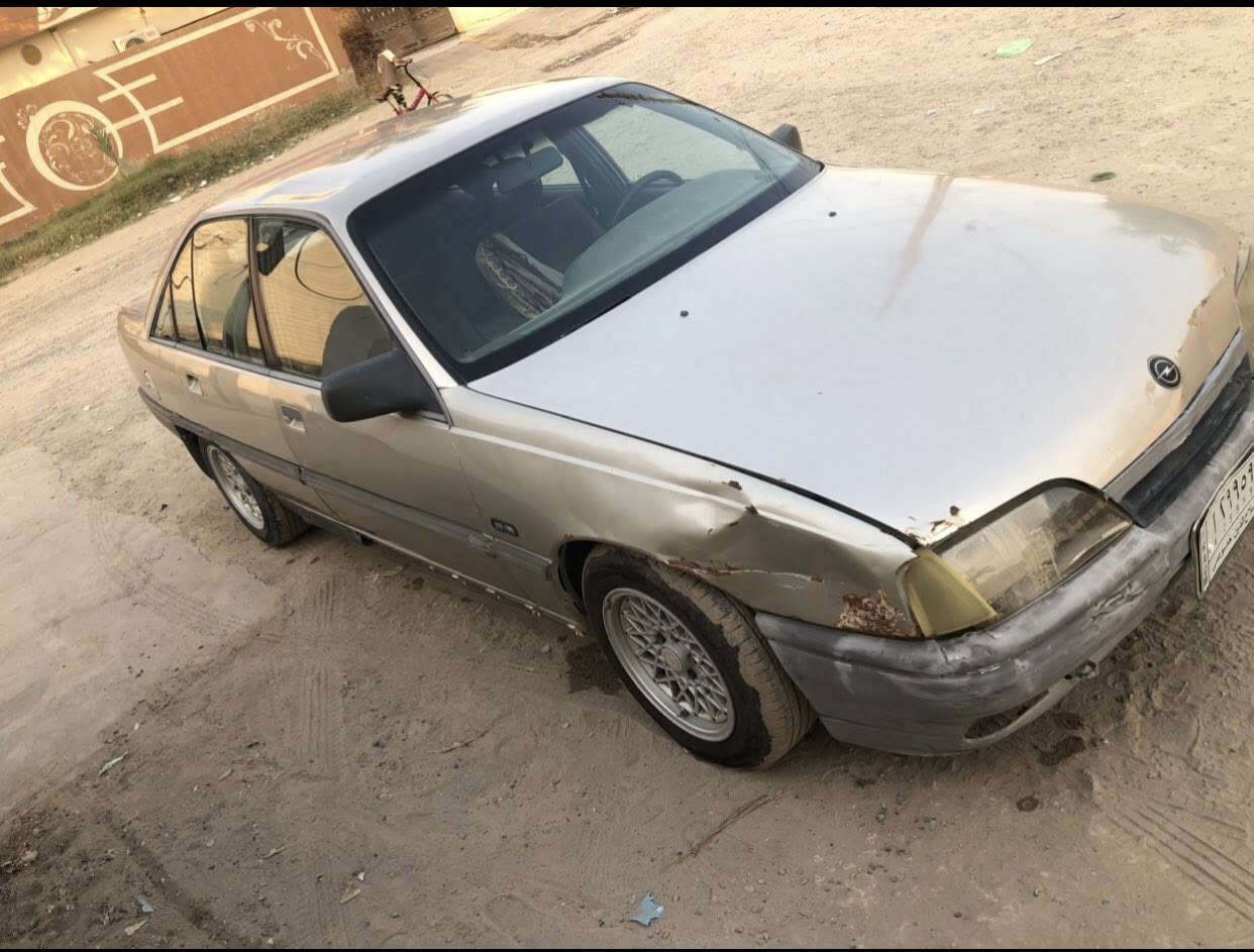 سلام عليكم اوميگه مديل 89 رقم الماني سنويه صاقطه بسمي بطاريه جديده زوج تايرات جدد صدر مبدل قبل شهر  محرك مبدل قبل شهر كير بشرط كله مضمون   
 عليه غرامات بس مال تجديد سنويه ينزل من السعر 
رايده 22 ورقه
الاستفسار اتصل وتدلل ***********
