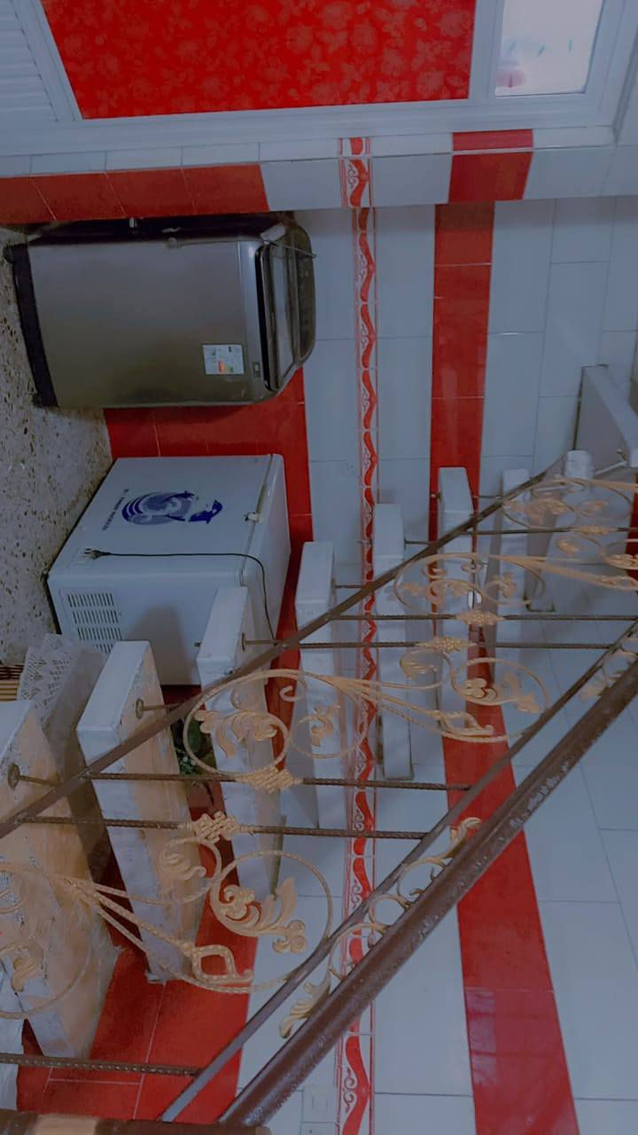 ١٠٠م للبيع شارع ابو حكيم بالنهايه طابقين كامل للمعلومات اتصل على رقم التليفون
