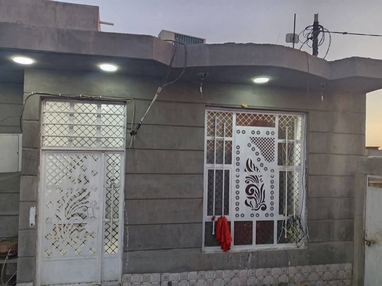 دار بيع حواس قرب المدرسه  الحواس  الاستفسار  ***********
