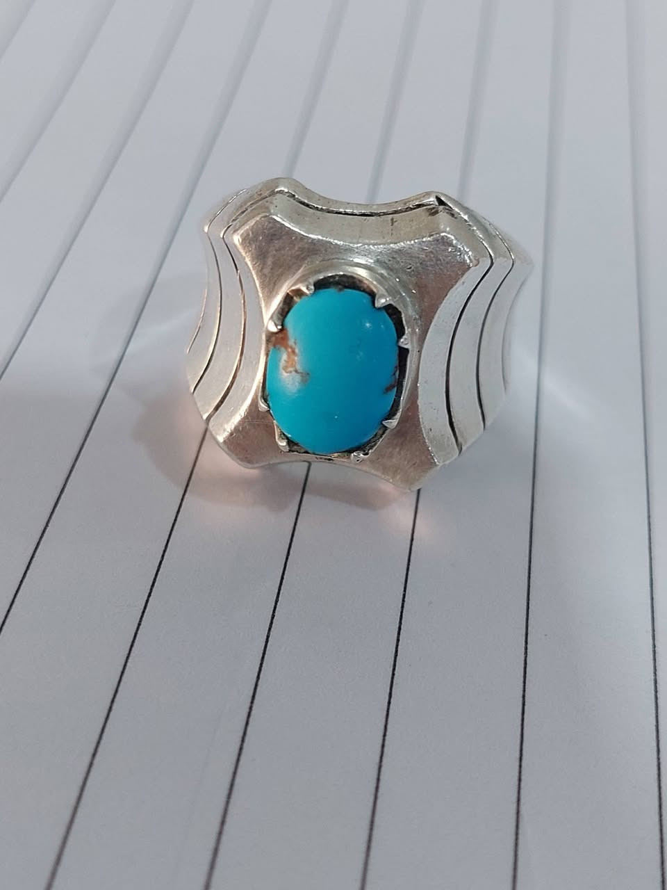 للبيع  السعر ١٥٠  صياغه  ثقيله ٢١ غرام   قياس الخاتم ٢١  عيار الفضه٩٩٠
بغداد البلديات   ***********
***********
