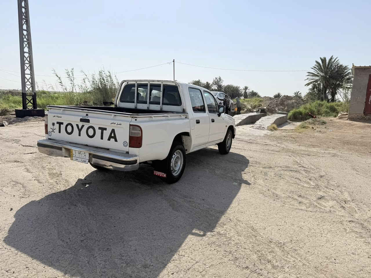 سلام عليكم للبيع بيكم موديل 2004سياره جديده كير مكينه حداديه كله جديد تخم تاير تبريد شغال سياره جاهزه رقم بصره مشروع وطني السنويه لل2027 السعر 90. بيه مجال حق الجيه عنوان السياره ذي قار قضاء الفجر 
***********
