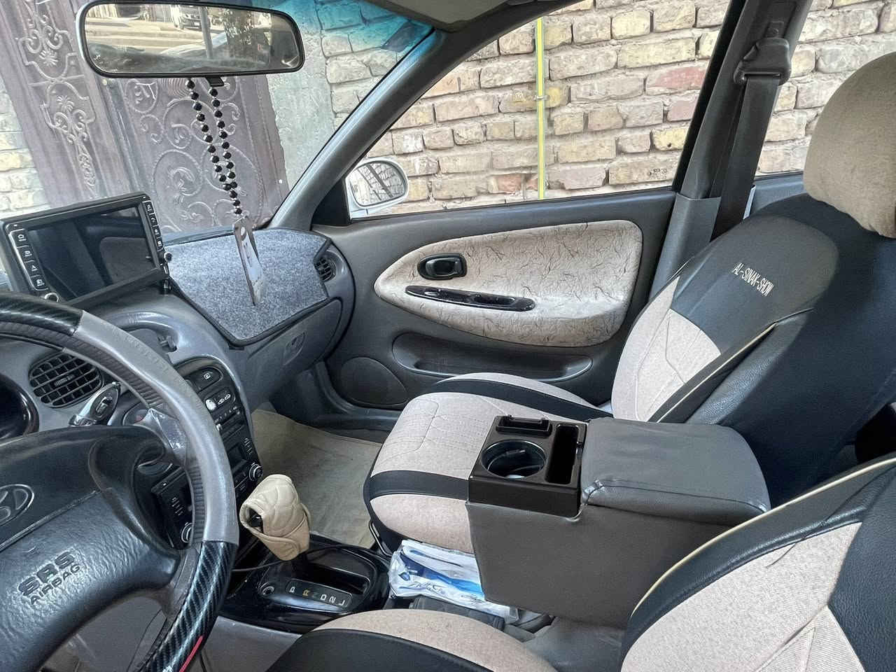 سلام عليكم
النترا موديل 2000 سعر 57

محرك 2000

كير اوتماتيك

تبريد ثلج

سنتر لوك

جام كهربائي

تخم تايرات جديد

للاستفسار الاتصال على الرقم ***********

مدينة الصدر
