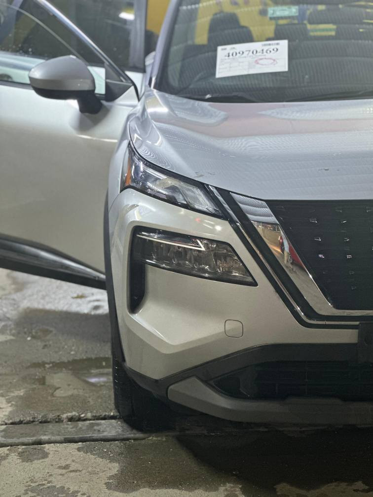 نيسان روج ٢٠٢٣ مواصفات sv 
حساسات خلفيه 
كاميرا خلفيه 
كشن السائق كهربا 
رادار امامي خلفي جانبي  
ضرر باب فقط ضرر جانبي بجم كبس  
موضح بالصور 
السياره بدون شاصي بدون ارباك  بدون دواخل 
مكاني كركوك 
محرك ٣ سلندر

السعر ١٦٥ وبي مجال

كاتي تترقم محافضات شماليه 
***********

كركوك الخضراء شارع المعارض 
معرض الاخوين المركزي كركوك, العراق
