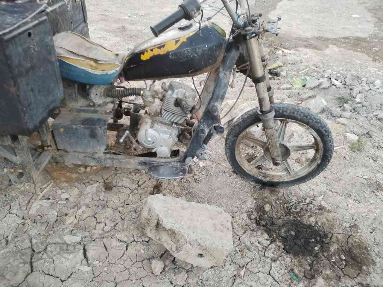 ستوته للبيع محرك شرط مابي اي عيب
السعر ٣٢٥ الف وبي مجال ***********
