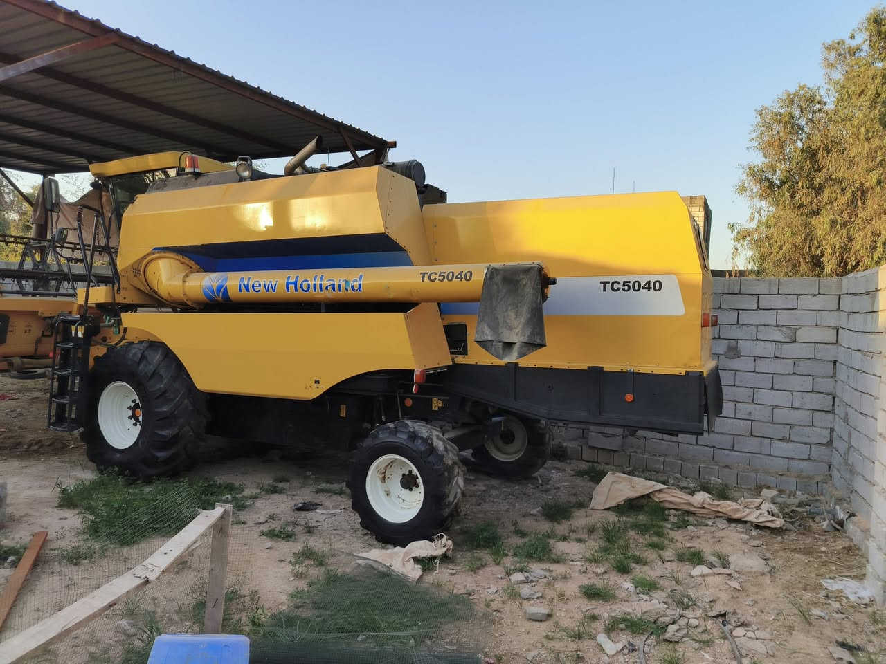 للبيع نيوهلند رقم سليمانية مشتغله 2500ساعه كفاله عامه مديومه وجاهزه كبل للشغل ما تذب عليه ربع المكان نجف رضيويه للاستفسار ***********
