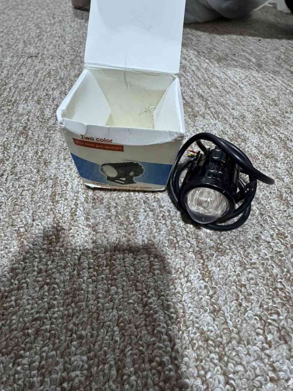 سلام عليكم يمكن هاي كفر يدات دراجه سعر 8لايتً 5 نظاره 3 ستاند موبايل3 ***********
