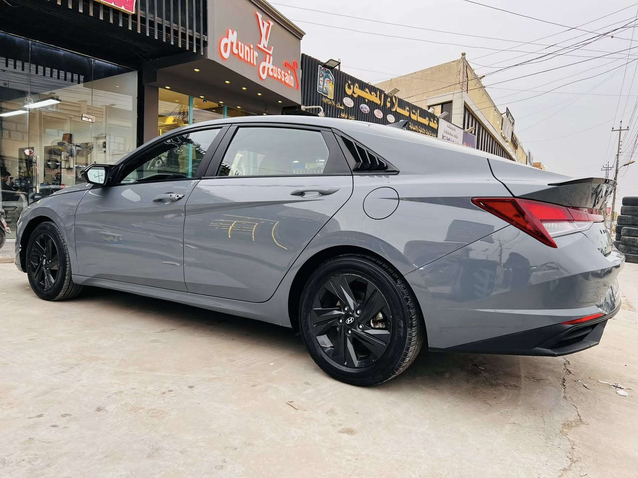 السلام عليكم 
النتره
موديل ٢٠٢٢
محرك دوش ٢٠٠٠
محرك كير مكفولات
بصمه
أضويه ترحيب عند القتراب 
رادارات اماميه خلفية جانبيه
نقطه عمياء
تحديد مسار 
مانع تزحلق 
شاشه وكامره دواره 
كشن مخمل 
تدفةبلكشنات الامامية 
تبريد ثلج خير من الله 
السياره ماشيه ٩٩ وقابل للزياده
السياره احلى من الصور 
السياره داخله كلين بلعراق صار بيهة حادث جاملغ وشويه من البنيد مرجعات ع البارد بدون دواخل 
السعر ١٥٥ وبيهة مجال بسيط 
أي ستفسار ع الرقم ***********
