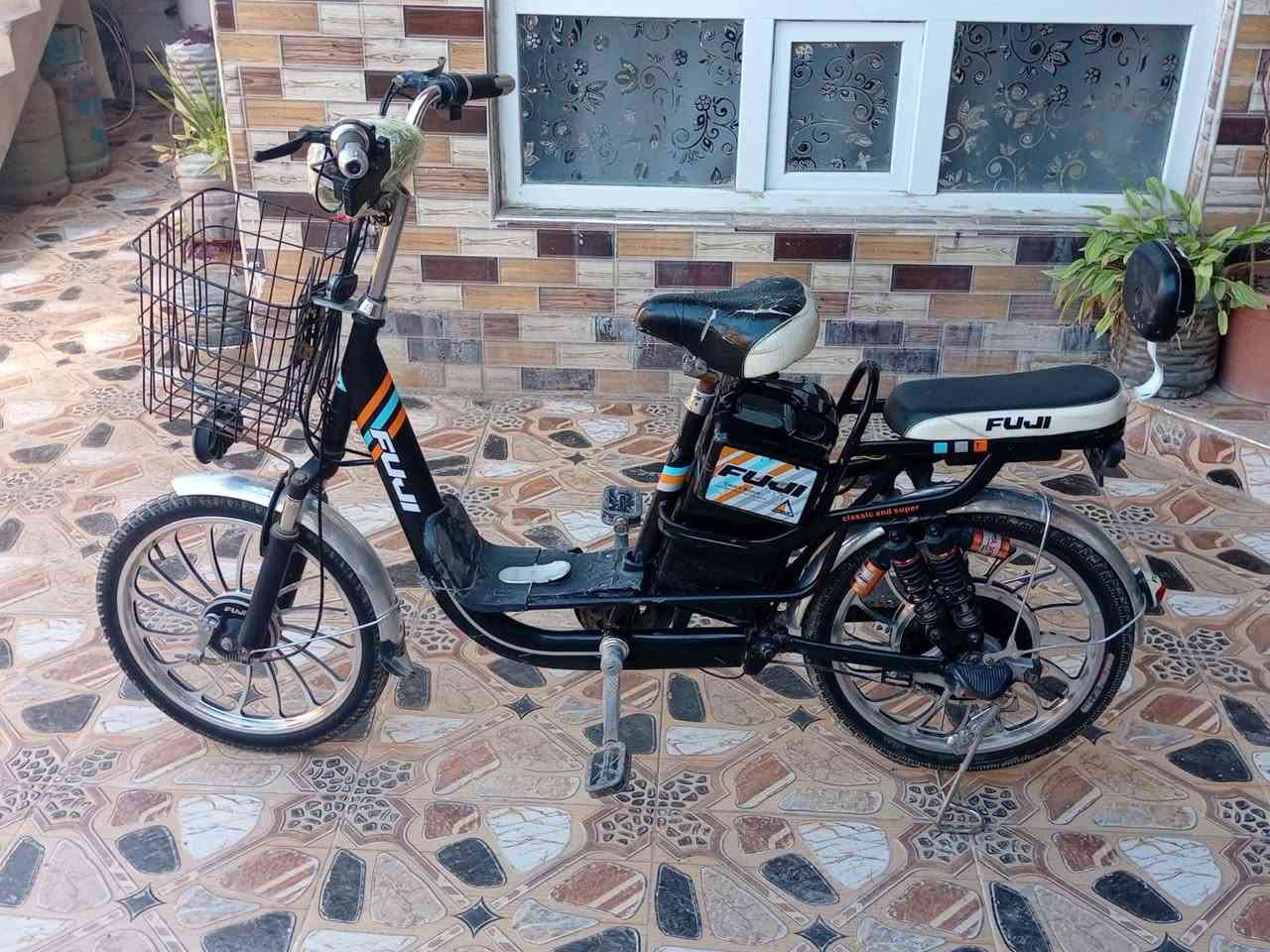 سلام عليكم درجه شحن بطاريه جديد مابي شي مكاني كركوك أسرى مفقودين رقمي ***********بخدمت شراي سعر 200بي مجال قليل بسكل نضيف حيل
