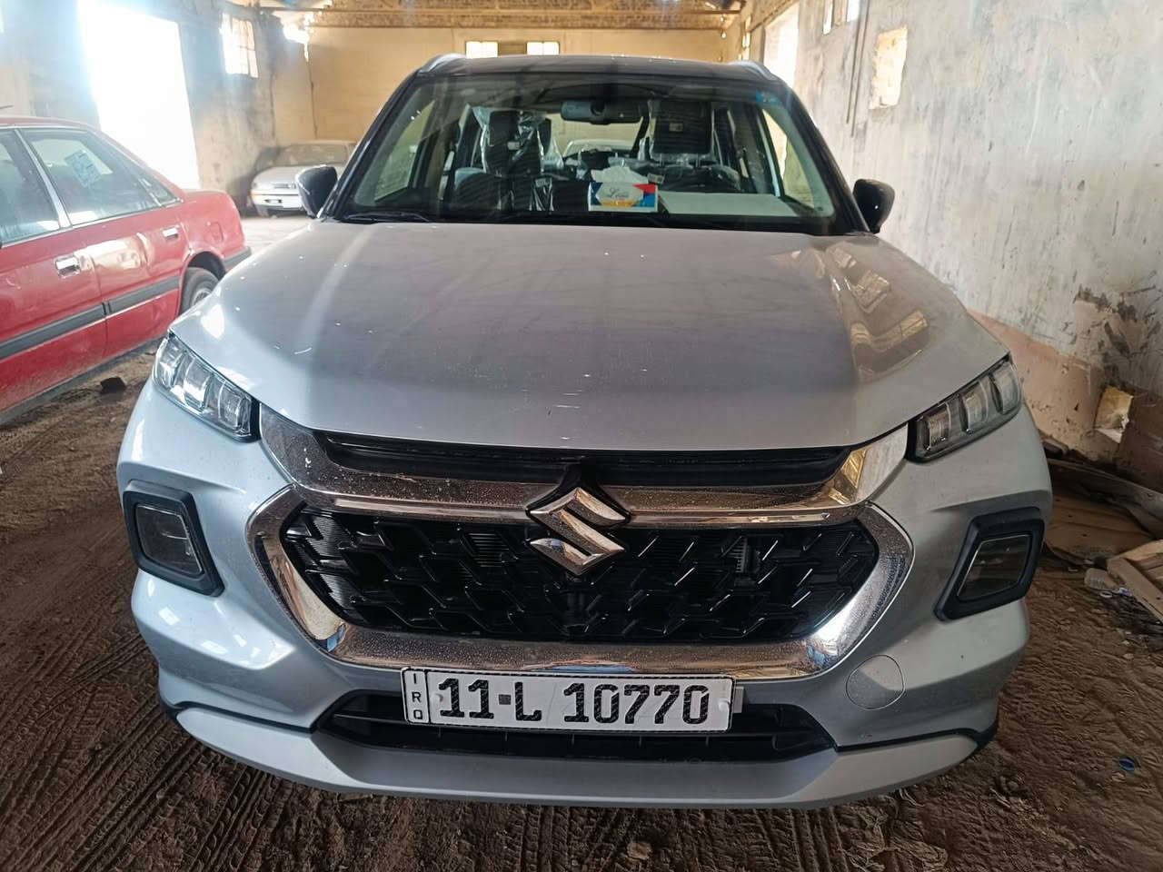 الفئة: SUV (دفع رباعي / دفع أمامي)
عدد المقاعد: 5 ركاب
محرك 4 سلندر سعة 1.5 لتر
القوة: حوالي 101–103 حصان
العزم: 136 نيوتن متر
قير أوتوماتيك 6 سرعات أو عادي حسب الفئة
صرفية الوقود تقريباً 20 كم لكل لتر
خزان الوقود 45 لتر �
كارتي +١
شاشة لمس 9 إنج
كاميرا 360 درجة
شحن لاسلكي للموبايل
دخول ذكي + تشغيل زر
شاشة معلومات للسائق
مثبت سرعة
وسائد هوائية أمامية وجانبية وستائر
نظام ABS + EBD
نظام الثبات الإلكتروني ESP
حساسات خلفية
كاميرا خلفية أو 360 حسب الفئة �
صرفية بنزين اقتصادية
شكل عصري ورياضي
راحة عالية داخل المقصورة
مناسبة للمدينة والسفر
سقف بانوراما
سعر   140
محجوزه ثلاث سنوات
***********
