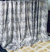 مترين ونص • ديكور