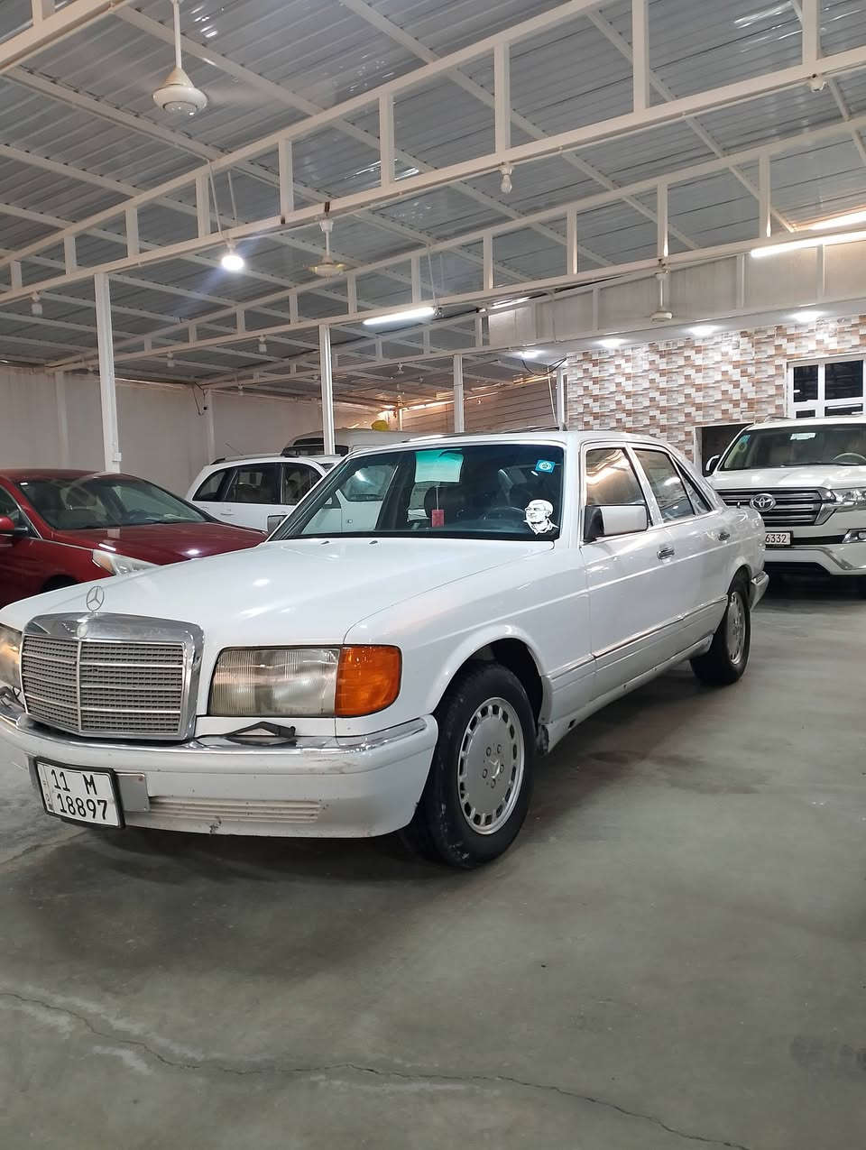 سلام عليكم البيع مارسدس موديل 1989صبق جماليه سياره جديد بعنه الكلمه سياره كفاله عامه من الضربه وطخه وكل نواقص الف ماذب عليه حتا الكلوب بل غماره من تفتح الباب يشتغل رقم بغداد دولي بسمي تحويل ثاني يوم سعر 65وبيه مجال انتصال على الرقم الهاتف ***********
