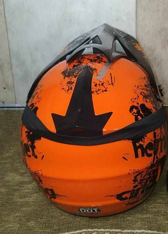 خوذة قفاز ونضارة شمسية بلك جديدة عنوان الشعب 40


**إذا كنت صاحب هذا الإعلان وتريد حذفه لأي سبب، رجاءا أرسل رسالة إلى الدعم الفني**