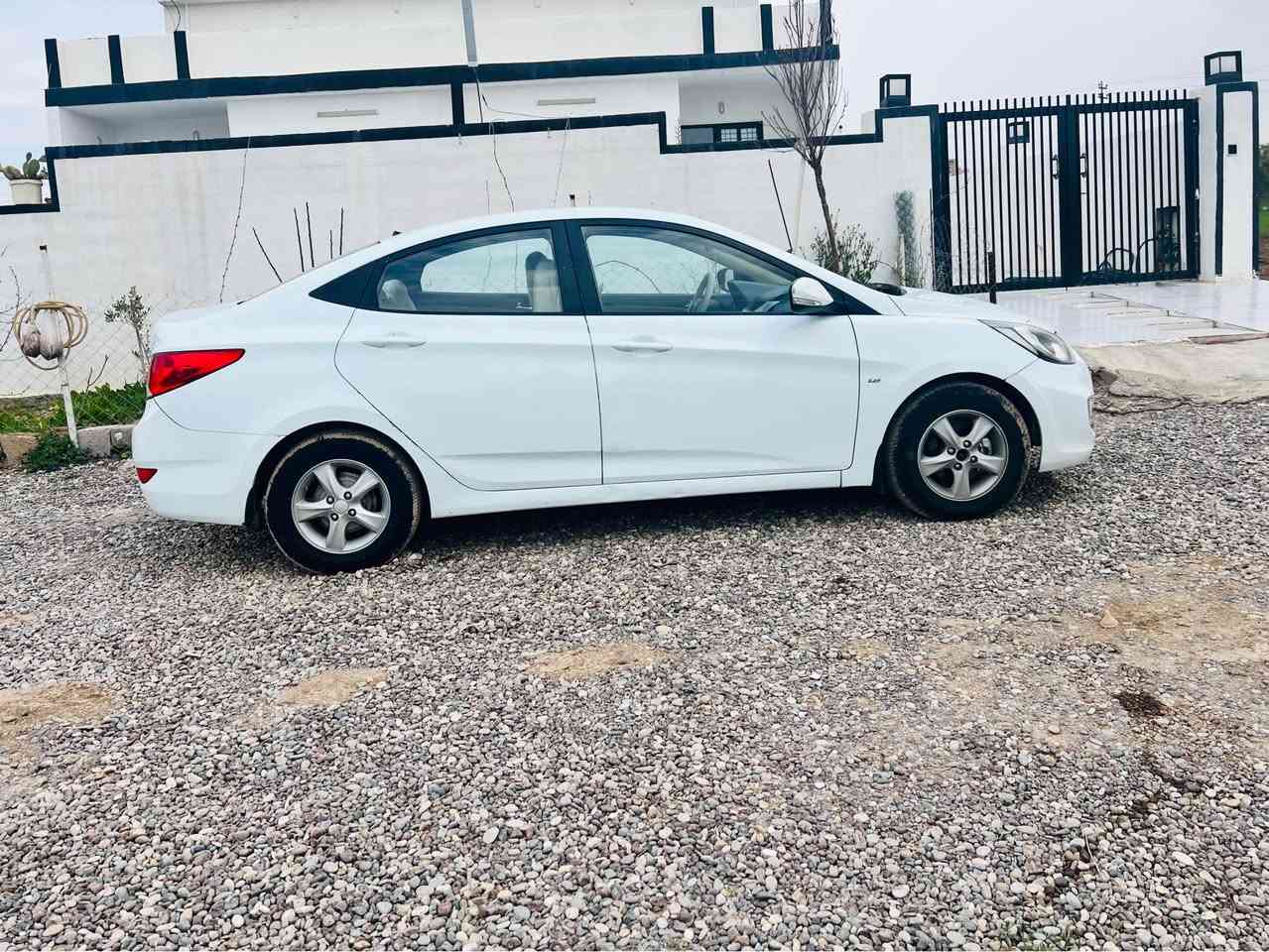 هوندا ئەکسندمودیل 2013خەلیجی
گێرتوماتیک و عادی مکینەگەورەی دوش
جام کارەبا ئاوێنە کارەبا ویلکەپ ABS
ڤولیوم شاشە ئایپات پشتی کامیراحساس
سبوغی نیە هەندێک ساردەکوتی هەیە 
تایەی نوێیە یەک دینار مەسروفی نیە
گێرومکینە تەبریدساردوگەرم بەشەرت 
سەنەوی رەقەم هەزەی نوێیە تحویل 
غرامەی بەشەرتە سعری 93$وەرەقە
ژم ***********شوێن هەولێر أربيل, العراق
