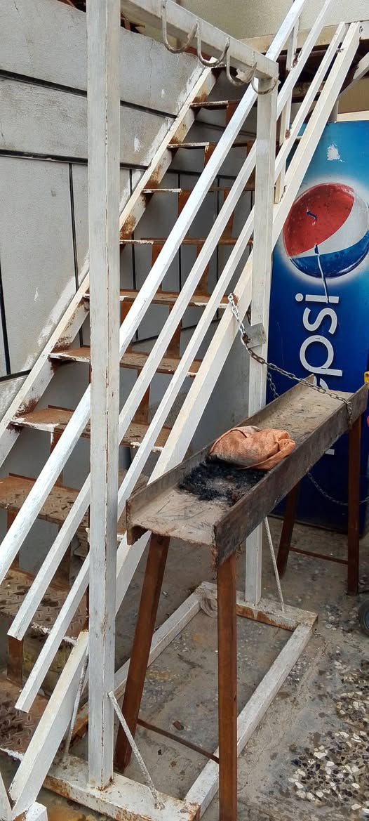 كنارةللبيع شواية كباب عراقية للبيع في بغداد الغزالية استفسار ***********
