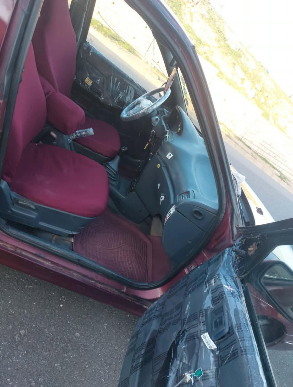 كيا سفيا مؤديل 93  هه شتو به خه گير عادي ته بريده ئا شيو شتي هه مو بيوه يه  كاره باي به شه رت هه مو شتي  ئارم بلاستيك هه ولير به شه رته سه ياره كه مالي خومه  تايو شتي خاوينه   ره قه م ته له فؤن *********** 
شوين كؤيه
