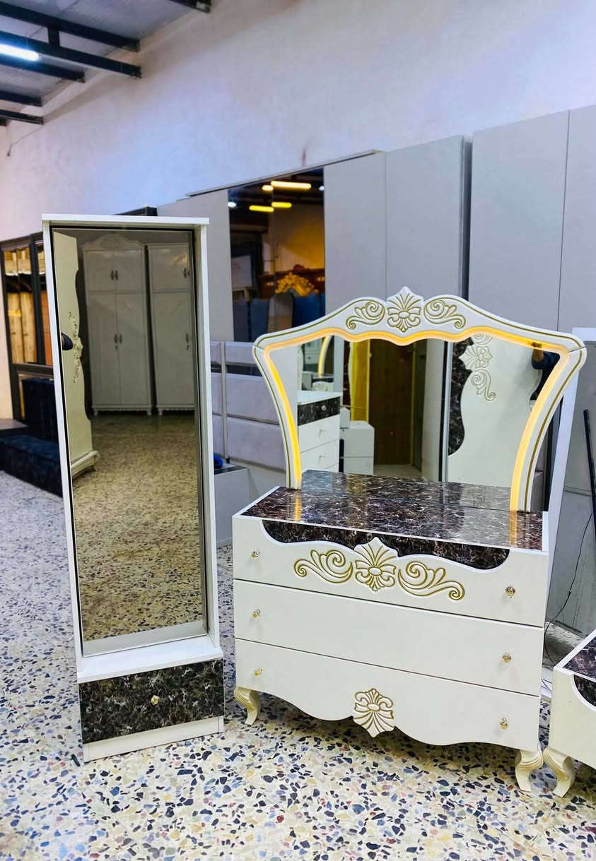 غرفة تركي 🇹🇷 موديل حديث 8 قطع
نظام سلايت
سرير مخزن
مع انارة شغالة
نضافة ‎%‎90💯
السعر/ 600 
شد ونقل مجاني داخل بغداد✨
توصيل للمحافظات باسعار رمزية


**إذا كنت صاحب هذا الإعلان وتريد حذفه لأي سبب، رجاءا أرسل رسالة إلى الدعم الفني**