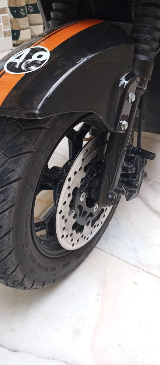 بايسكل شحن للبيع نوع A8 بطاريه كبير ماصار شهرين من بدلتهن شاشه غير شغال وبريك امامي غير شغال مكان كربلاء المقدسة رقمي*********** السعر 350 وبيها مجال
