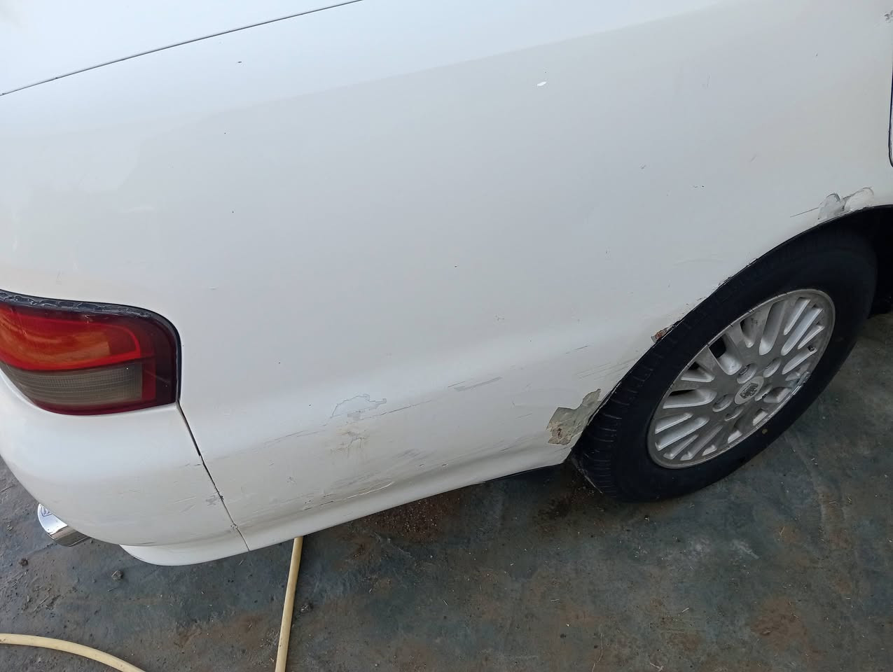 أسلام عليكم سياره كرسته 1993مكينه ونجي تخم تاير أرضيه جلد لايت زنون كهربايات كلهه شقاله تبريد ثلج باقي التفاصيل***********
