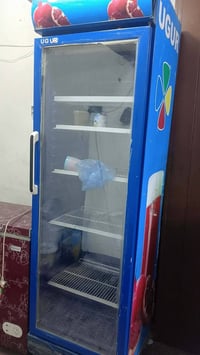للبيع سعر250 نظيفه داخل وخارج تببريد فول عنوان بغداد الحريه للاستفسار0...