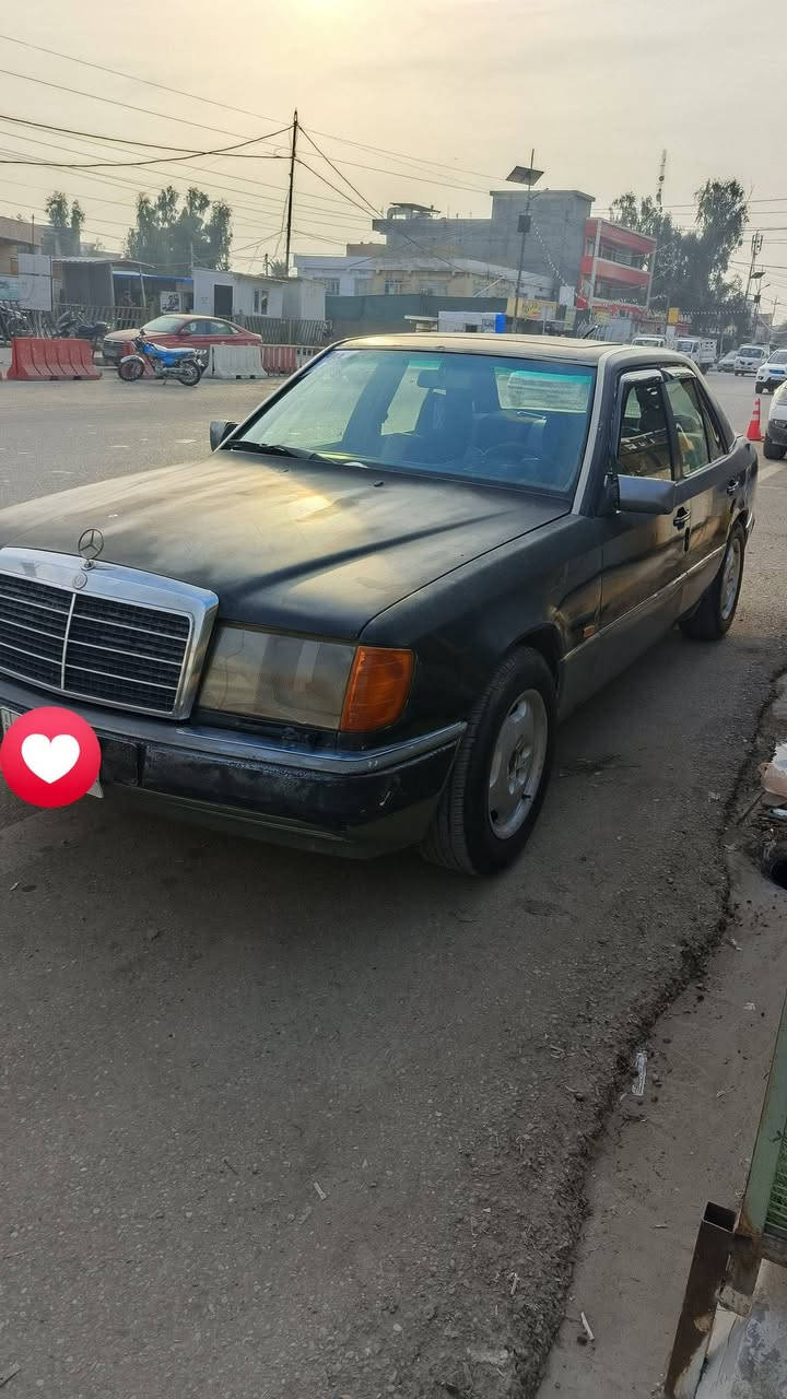 السلام عليكم مارسيدس دب
موديل 1990 سنوية لنهاية ال2027
رقم بغداد مشروع وطني تحويل مباشر سيارة جاهزة مكفولة من ضربة قواعد دبل بلاديات سليمة سيارة كشر بلادي كشرهه مصطرة  تبريد تدفئة شغال  محرك vvt3000  تخم تاير صدر امامي خلفي جديد  الشراي يتصل ويدلل  العنوان  ديالى المقدادية  للاستفسار  ***********

