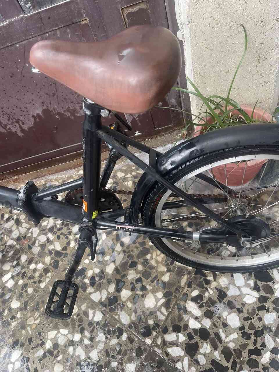 بايسكل حجم 20
بايسكل يطبك ما بي اي مشكلة 

 بايسكل BMXgtr
بايسكل جبلي يجي كير ٧ سرعات مع قفل بايسكل كامل مكمل ما عده البريك الخلفي يرادله تبديل 
سبب البيع عدم التفرغ
 المكان بغداد الحرية للتواصل *********** واتساب
