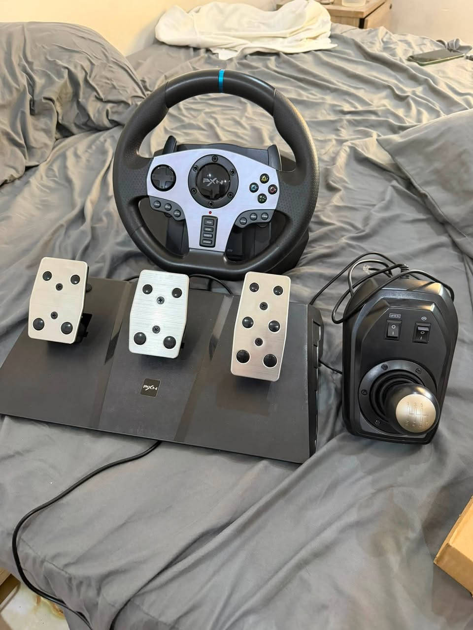 السلام عليكم. شباي للبيع.
سماعات dt900prox
سعرهن 165 الف استعمال قليل كلش 

سماعه astro A50 
ب130 الف 

Pxn v9 ستيرن ودواسات وكير. 
سعره 100 الف 

مكاني بغداد حي الجهاد 

رقمي ***********
