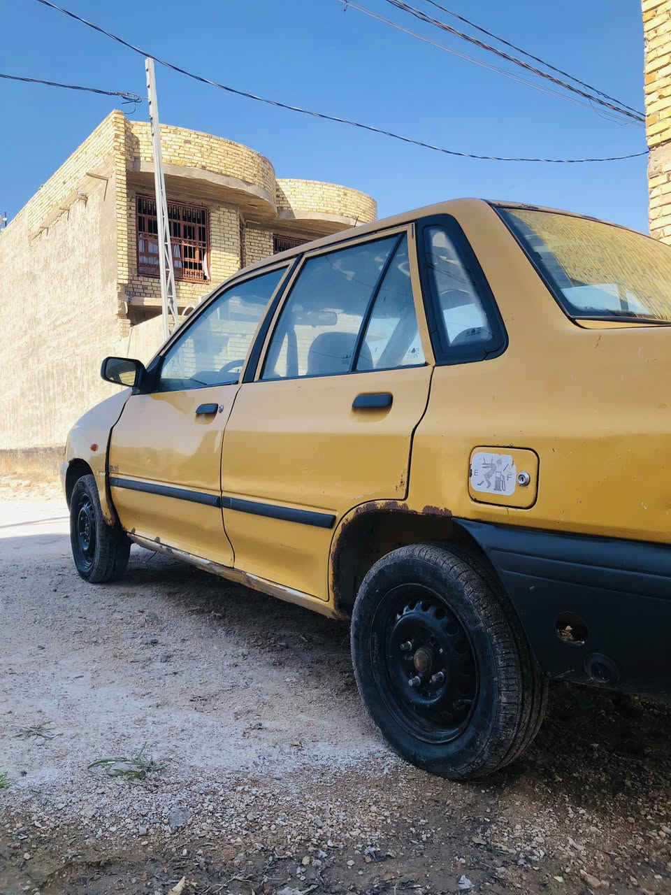 سلام عليكم سايبه موديل ٢٠١٠ رقم بغداد بسمي تحويل مباشر مصفره هيئا وغرمات محرك خير من الله لا تبخير ولا تنقيص   السياره تخم تاير حداديه كامله جديده  السياره بيها منضومه غاز  الكير فقط ال3يفلت السعر ٢٠ ورقه عنوان حله مركز 
للستفسار: ***********
*غير موتوجد على الفيس
