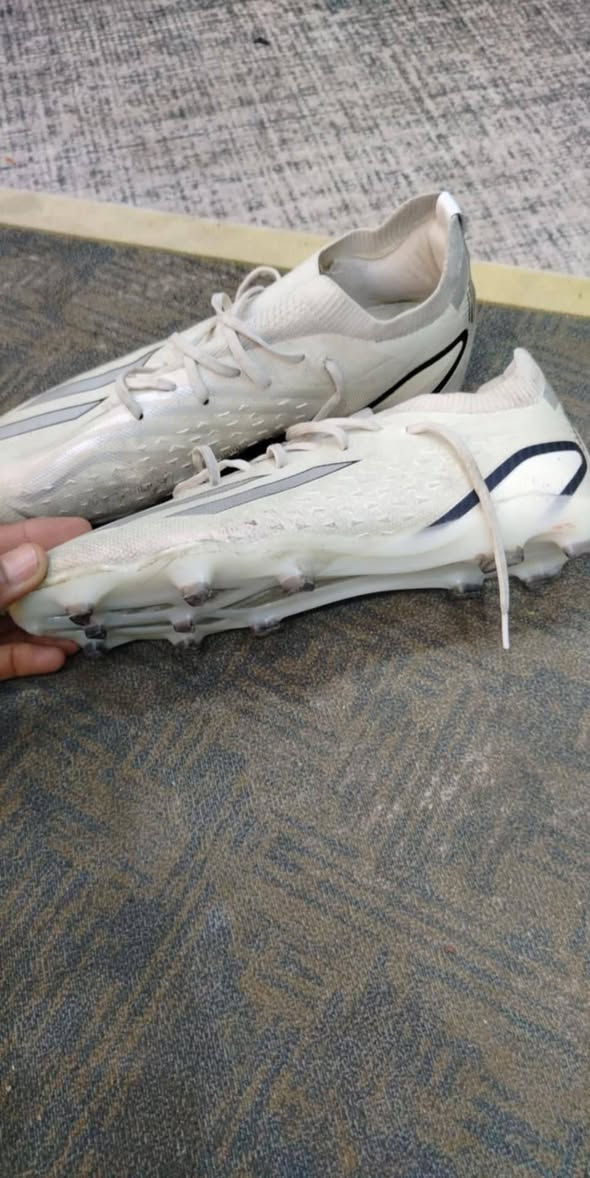 سلام عليكم شباب حذاء ستد باله قياس44 للبيع ليشتري يجي خاص


**إذا كنت صاحب هذا الإعلان وتريد حذفه لأي سبب، رجاءا أرسل رسالة إلى الدعم الفني**