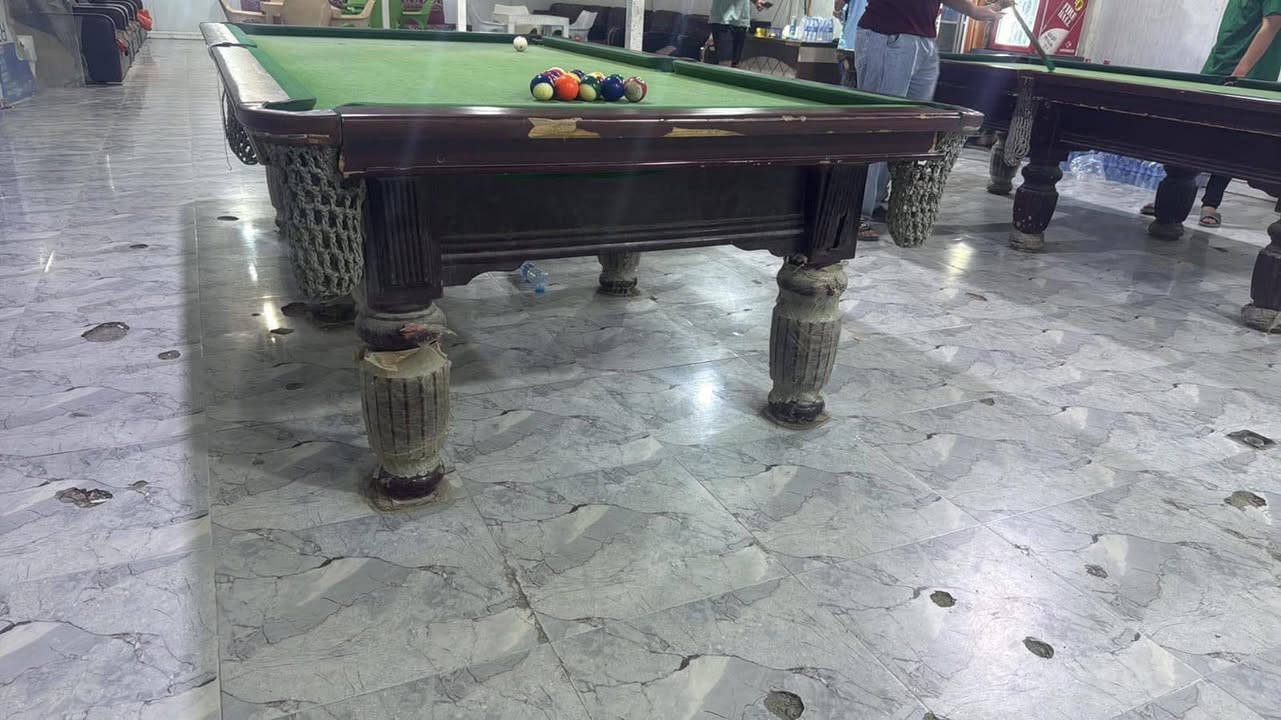 🎱 للبيع – ميز بليارد بحالة ممتازة 🎱

السلام عليكم ورحمة الله وبركاته،،

يتوفر ميز بليارد للبيع في محافظة الأنبار –
 الرمادي / منطقة الملعب.
✅ الميز مستخدم استخدامًا قليلًا جدًا.
✅ نسبة النظافة تقارب 90%.
✅ مرمر رصاصي بحالة ممتازة وجاهز للعمل مباشرة، مناسب للمقاهي وصالات الألعاب أو للاستخدام الشخصي.
✅ لا يحتاج إلى أي تصليحات أو صيانة، وحالته ممتازة كما هو موضح.
💰 السعر: 500 ألف دينار عراقي، ويوجد مجال بسيط جدًا للمشتري الجاد بعد المعاينة.

📍 الموقع: الرمادي – منطقة الملعب.

📞 للاستفسار أو الحجز أو معاينة الميز، يرجى الاتصال على الرقم: ***********

يرجى مشاركة المنشور ليصل إلى الشخص المهتم، ولكم جزيل الشكر.  🤍
