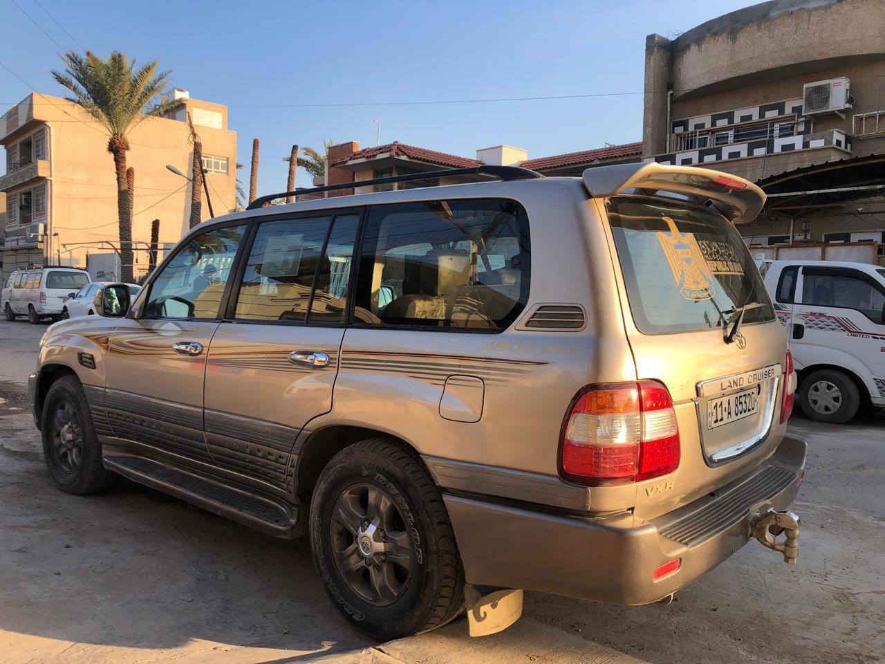 السلام عليكم للبيع فقط موديل 2006  العنون بغداد حي الجامعه السعر 160 وبيه مجال للاستفسار الاتصال على الرقم *********** بيه وات ساب اني مكلف بالنشر
