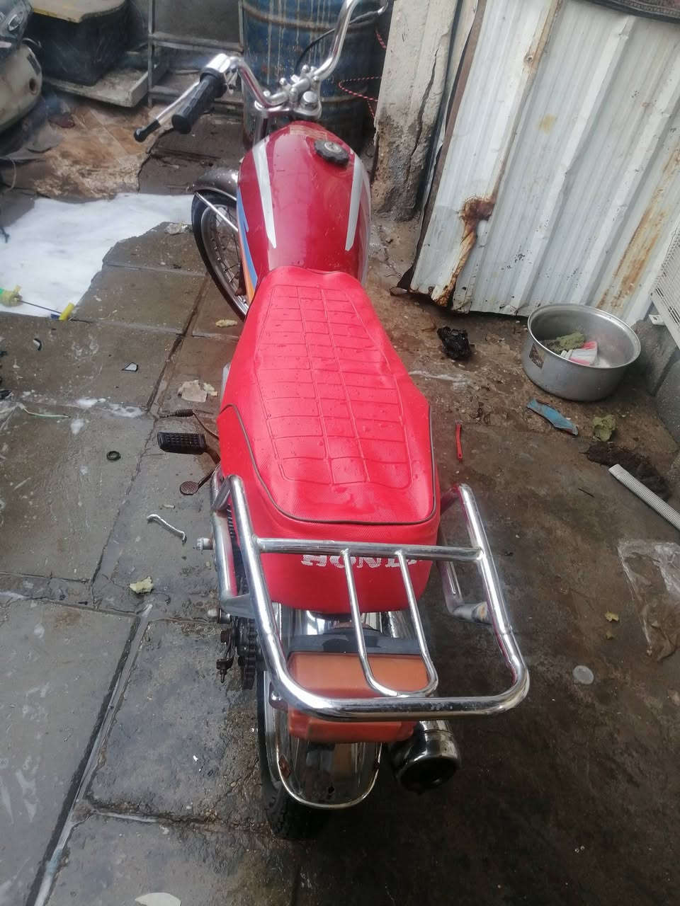 دراجه. البيع. المكينه. خرسه. نضيف. مكاني. حيانيه. سعره250... ***********
