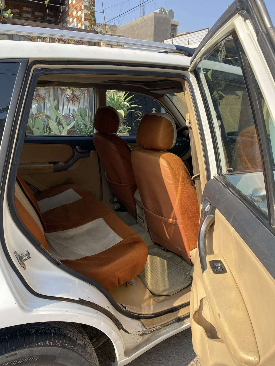 شيري تيكو 🚗٢٠١٢
شكل ل2013

مكانها بغداد 

كفاله عامه ماعدا بنيد وجاملغ صبغ فقط
سونار بيها جديد 

رقم  11 بغداد الدولي الجديد

تبريد ثلج

كير كهربائي 
مكينه كفاله عامه شرط ترايك وي متريد 

حدادية امامي خلفي جديدة

غرفة جديدة كلشي بيه شغال وجديد

تخم تاير جديد ادمه كامله لسيارة 

سيارة جاهزة وتحويل مباشر

السعر 60 وبيها مجال

رقم ***********
