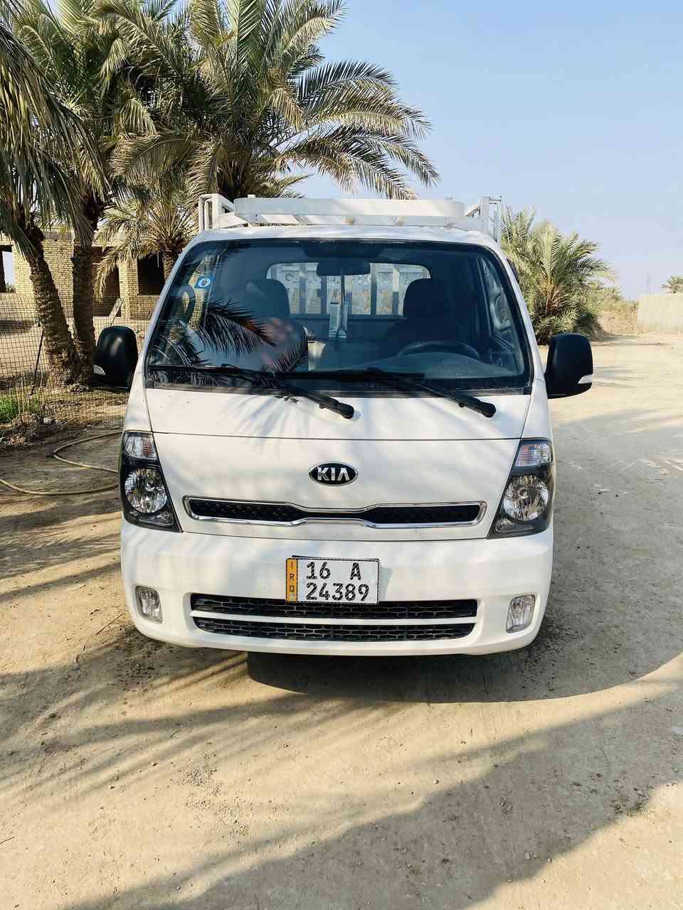 البيع كيه حمل موديل ٢٠١٨. مكفوله كفاله عامه من كل شي رقمه قادسيه نكليزي  محرك ٢٧٠٠ مداور ثاني يوم سنويه   مكانه بسماوه. جديده سعره نتصل عل رقم ***********
